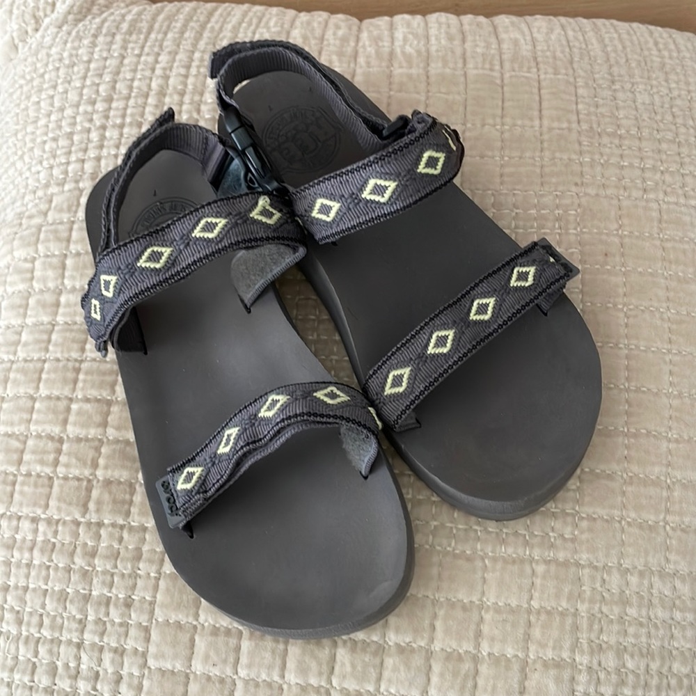 Reef surf chaca sandals